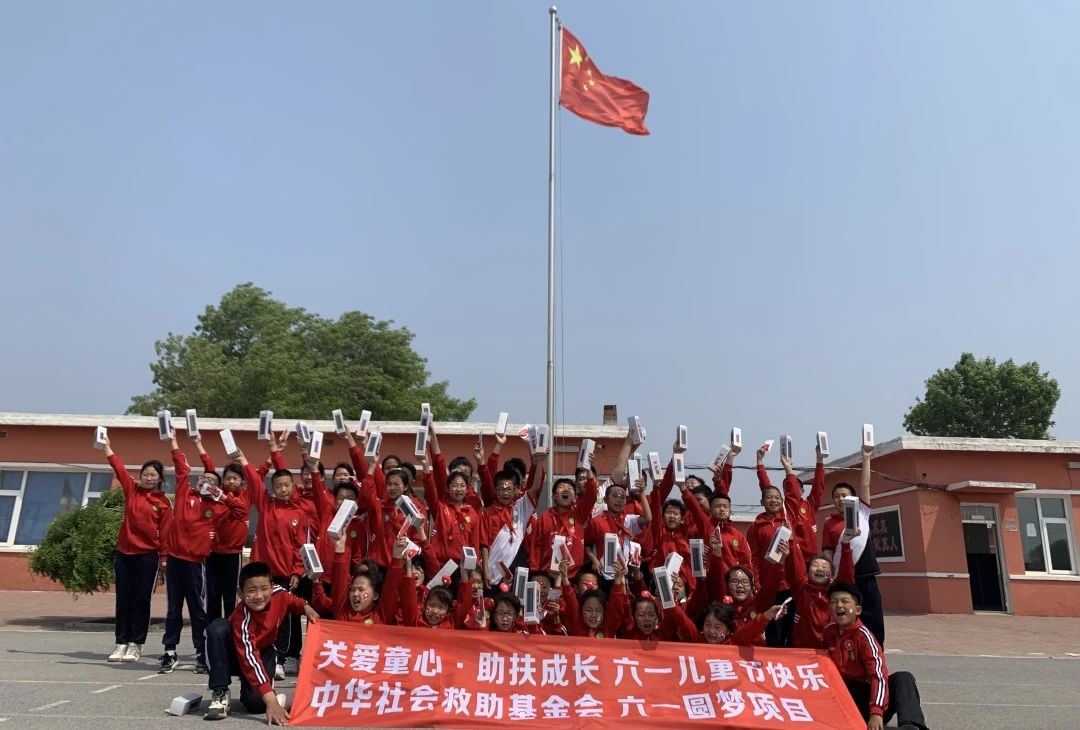 爱心衣橱封面.jpg